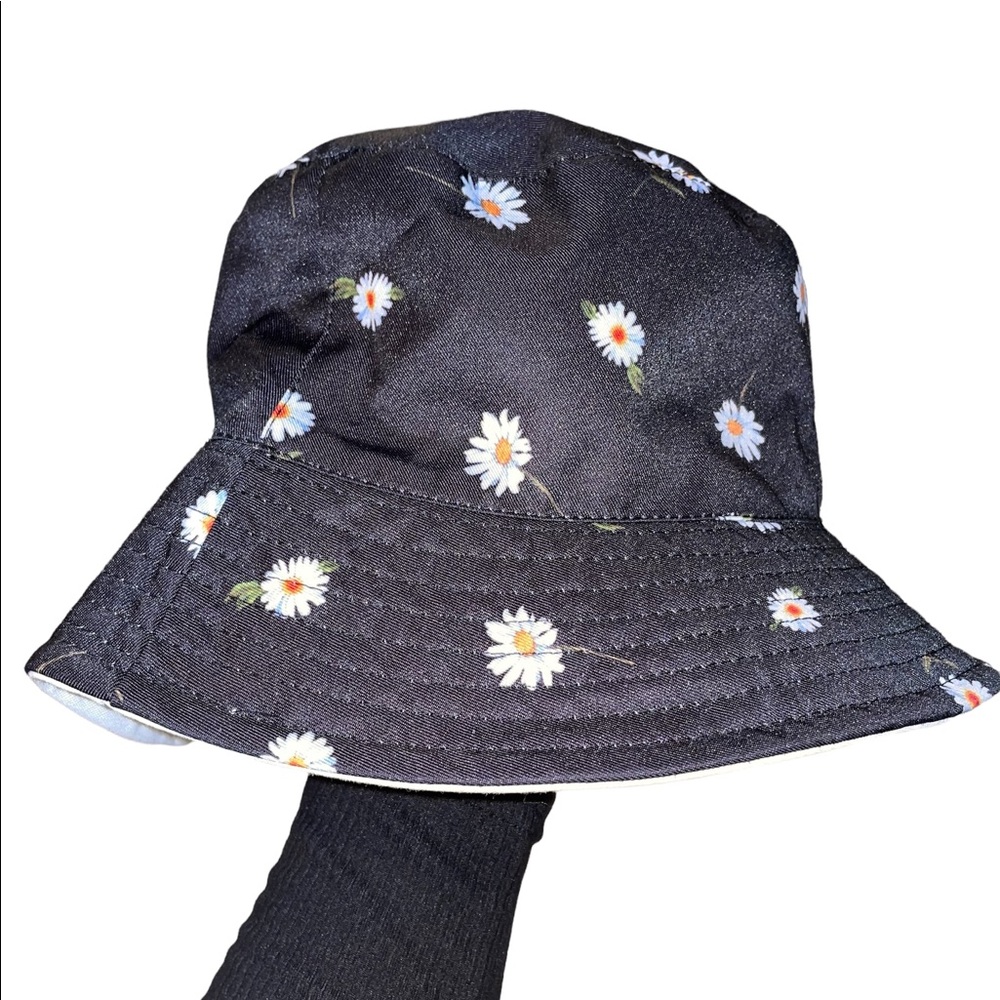 Alice & Olivia Bucket Hat